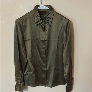 Simon Chang 100% silk Olive Button-Up Shirt size 6